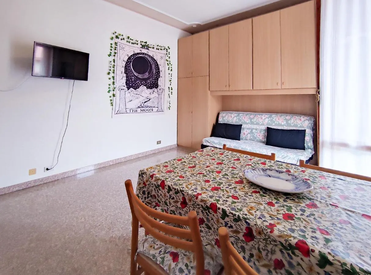 Apartment Casa Della Luna - By Ligooria Pietra Ligure Italy