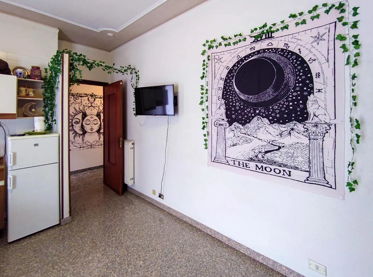 Casa Della Luna - By Ligooria Pietra Ligure Apartment